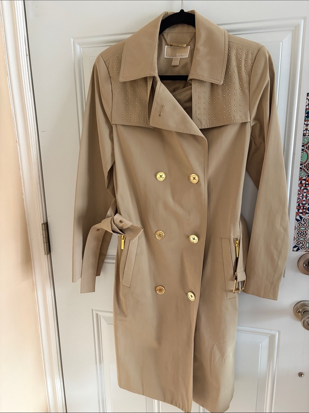 MICHAEL Michael Kors Beige Double-Breasted Trench Coat with Gold Buttons